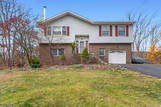 7 Dover Milton Rd, Jefferson Twp., NJ 07438