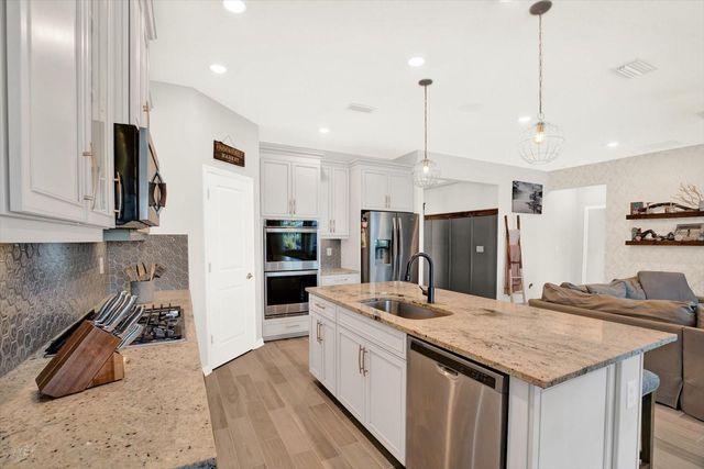 3218 BIG SKY WAY, Bradenton, FL 34211