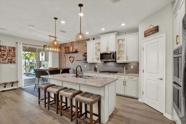 3218 BIG SKY WAY, Bradenton, FL 34211