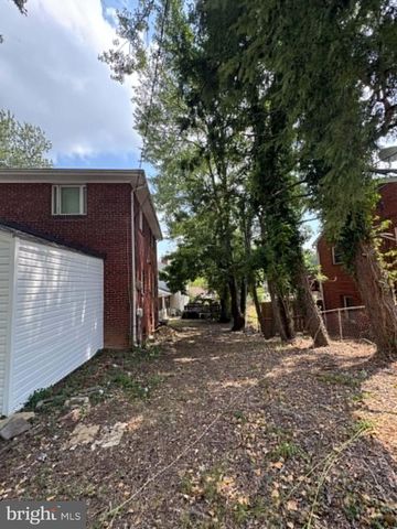 333 BROCKTON RD, Oxon Hill, MD 20745