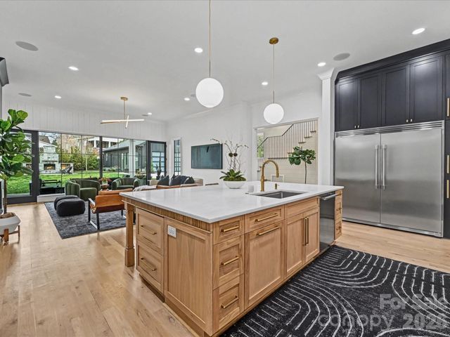 222 Dellwood Avenue, Charlotte, NC 28209