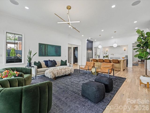 222 Dellwood Avenue, Charlotte, NC 28209