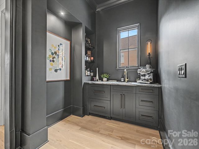 222 Dellwood Avenue, Charlotte, NC 28209