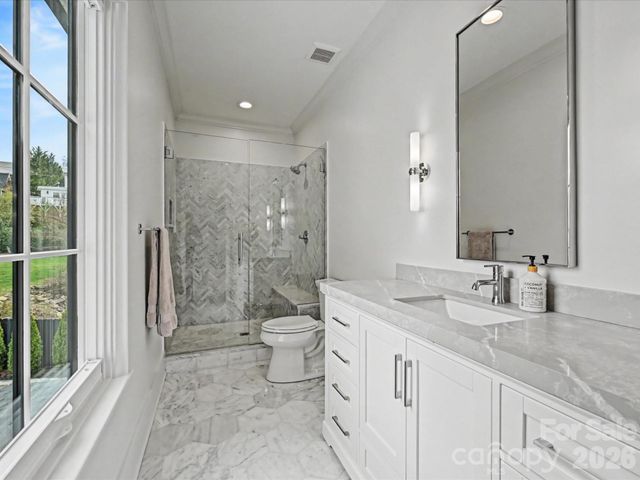 222 Dellwood Avenue, Charlotte, NC 28209