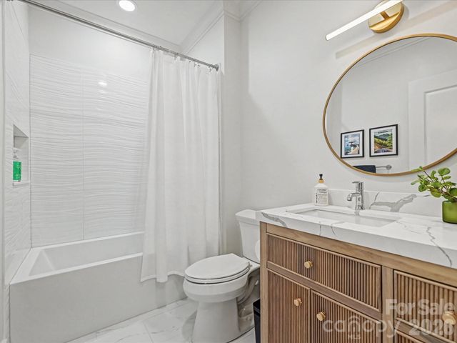 222 Dellwood Avenue, Charlotte, NC 28209