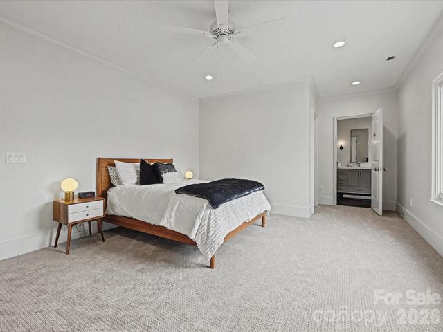 222 Dellwood Avenue, Charlotte, NC 28209