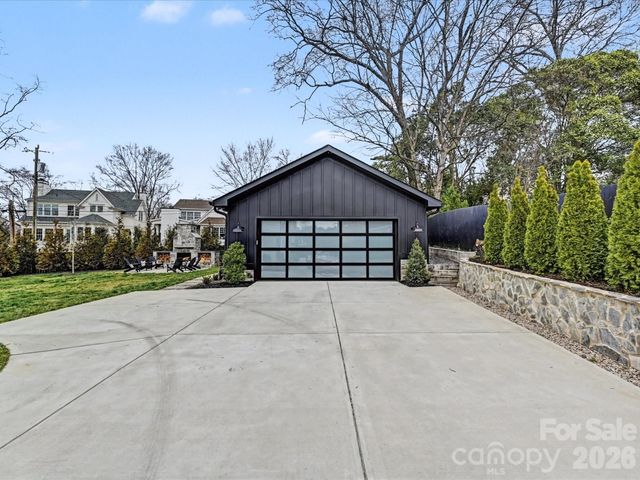 222 Dellwood Avenue, Charlotte, NC 28209