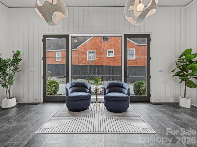 222 Dellwood Avenue, Charlotte, NC 28209