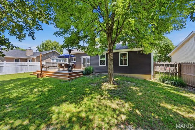 834 Spring Hill Farm Drive, Ballwin, MO 63021