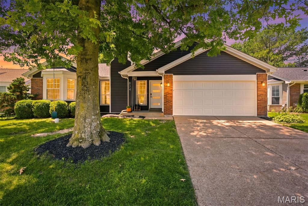 834 Spring Hill Farm Drive, Ballwin, MO 63021