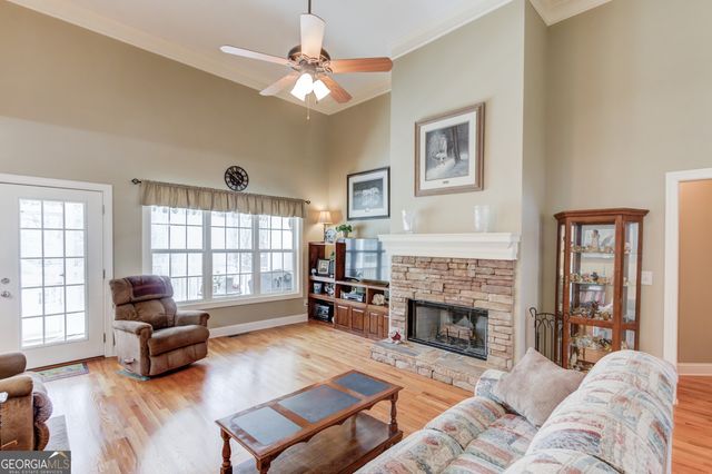 231 Station Drive, Pendergrass, GA 30567