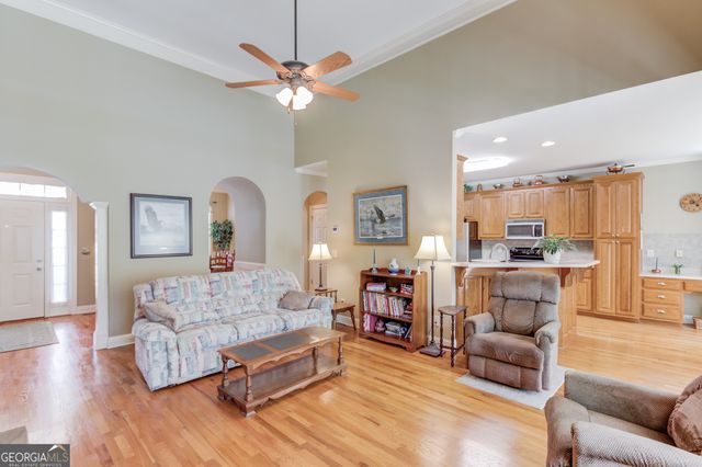 231 Station Drive, Pendergrass, GA 30567