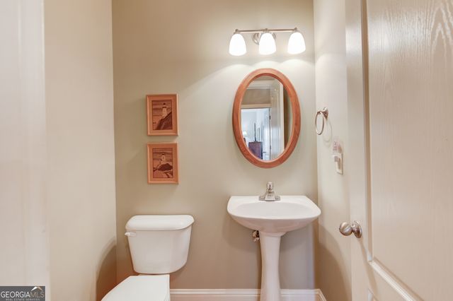 231 Station Drive, Pendergrass, GA 30567