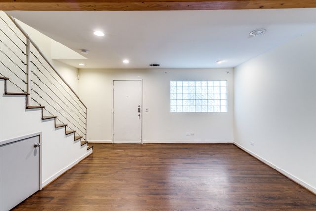 4134 Travis Street 17, Dallas, TX 75204