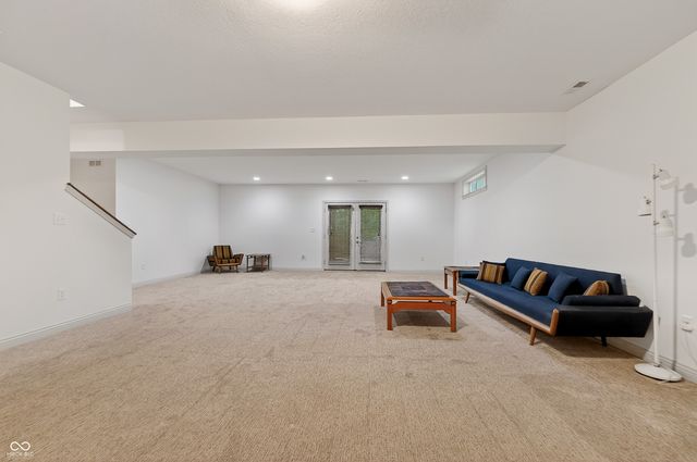 1731 Walnut Trace, Greenfield, IN 46140
