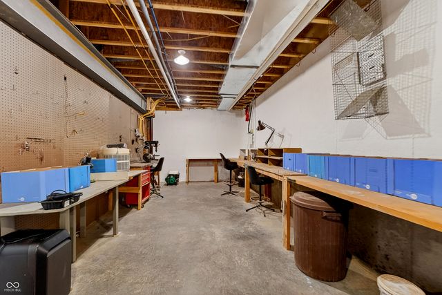 1731 Walnut Trace, Greenfield, IN 46140