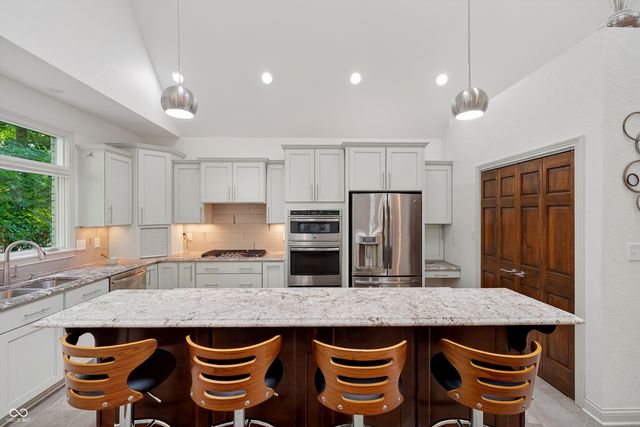 1731 Walnut Trace, Greenfield, IN 46140
