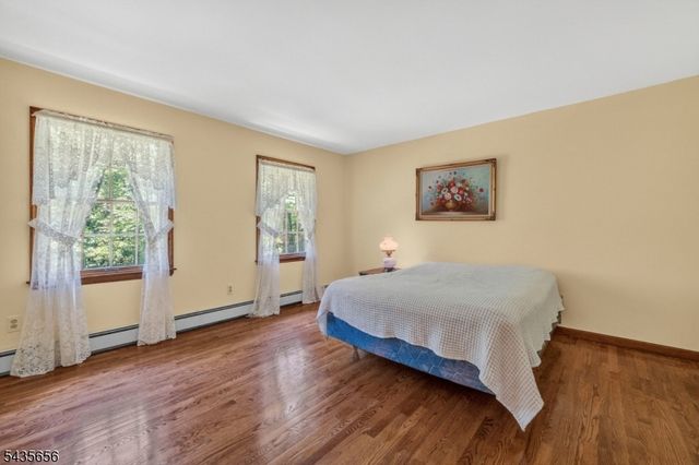 136 Henderson Rd, West Milford Twp., NJ 07460