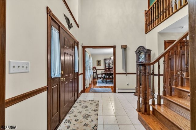 136 Henderson Rd, West Milford Twp., NJ 07460