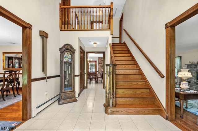136 Henderson Rd, West Milford Twp., NJ 07460