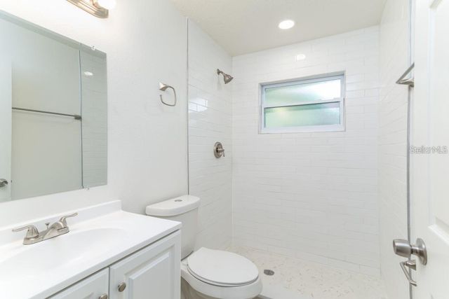 2001 45TH STREET S, St Petersburg, FL 33711