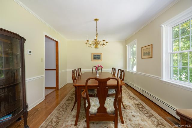 326 Mills Cross Road, Staatsburg, NY 12580
