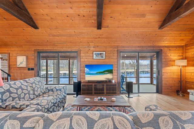 56454 E 285 Road, Afton, OK 74331