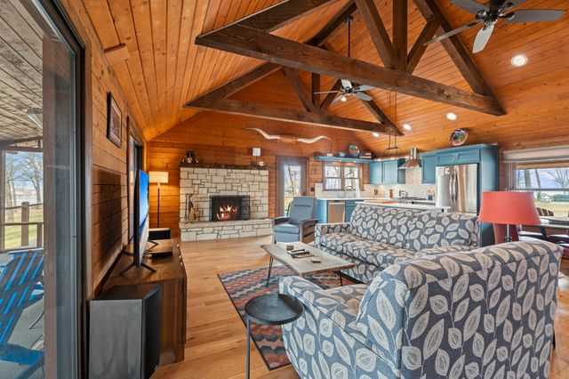 56454 E 285 Road, Afton, OK 74331