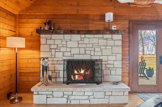 56454 E 285 Road, Afton, OK 74331