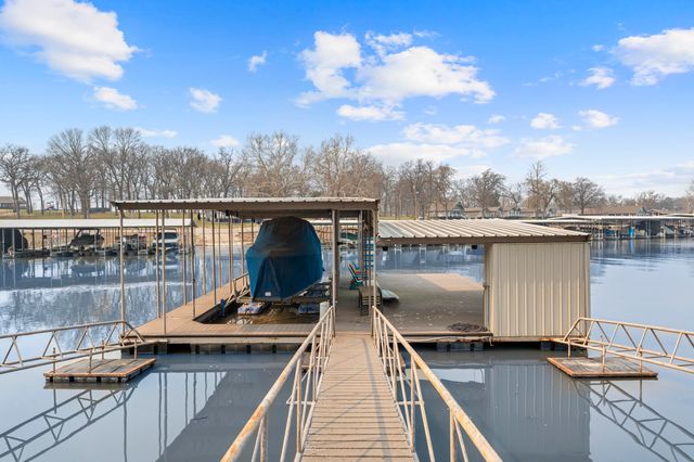 56454 E 285 Road, Afton, OK 74331