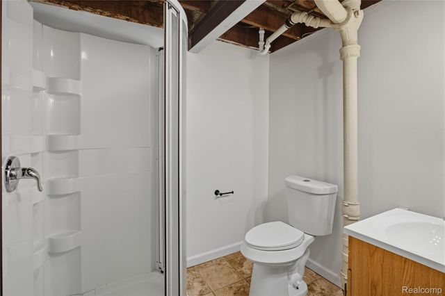 344 Chestnut Avenue, Hazel Park, MI 48030