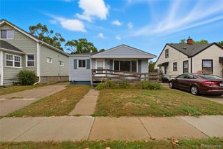 344 Chestnut Avenue, Hazel Park, MI 48030