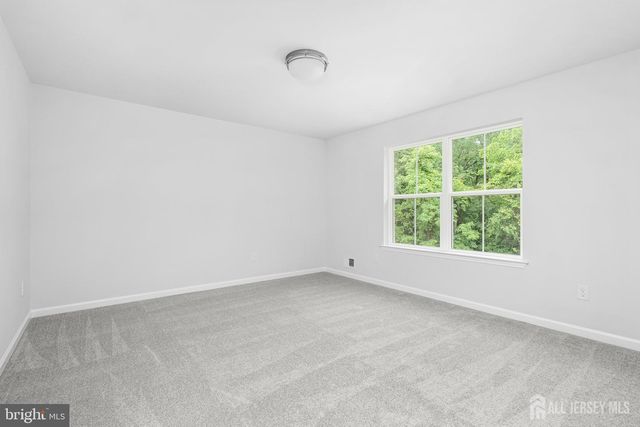 250 McAdoo Avenue, Hamilton, NJ 08619