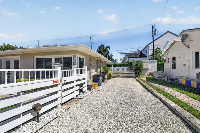 22 Oceanview Drive 22, Ocean Ridge, FL 33435