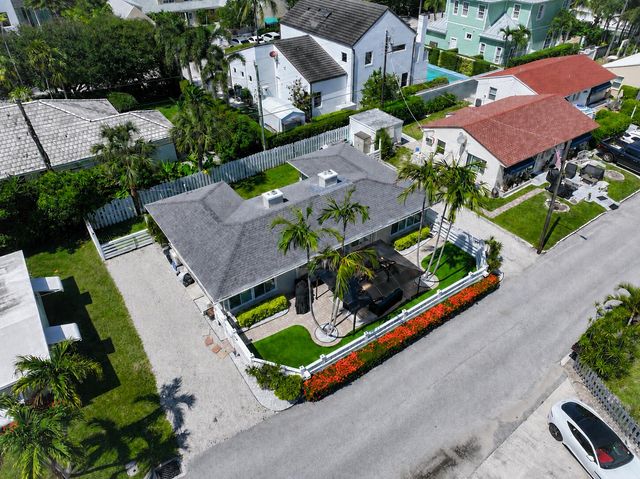 22 Oceanview Drive 22, Ocean Ridge, FL 33435