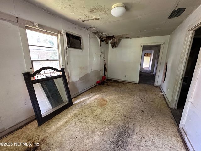 1939 HARDEE Street, Jacksonville, FL 32209