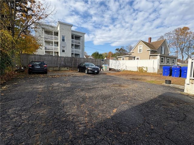 38 East Street, West Warwick, RI 02893