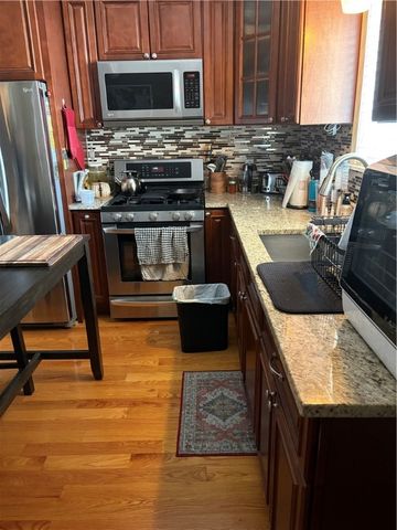 38 East Street, West Warwick, RI 02893