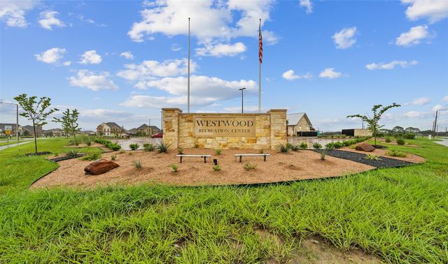 6213 Amberwood Drive, League City, TX 77573