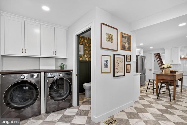 229 W UNION ST, West Chester, PA 19382