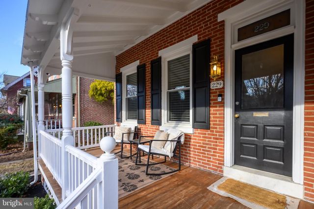 229 W UNION ST, West Chester, PA 19382