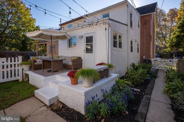 229 W UNION ST, West Chester, PA 19382