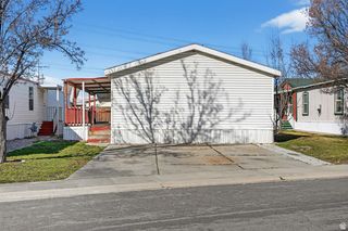 3676 S WILLOW RIVER RD RD #17, West Valley City, UT 84119