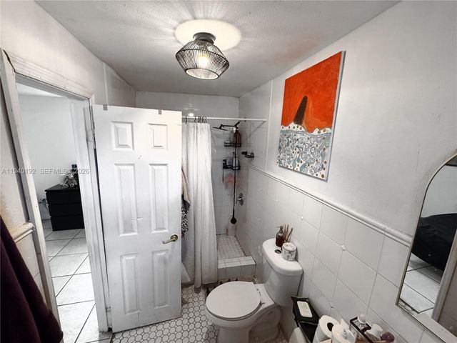 195 NW 135th St 0, Miami, FL 33168