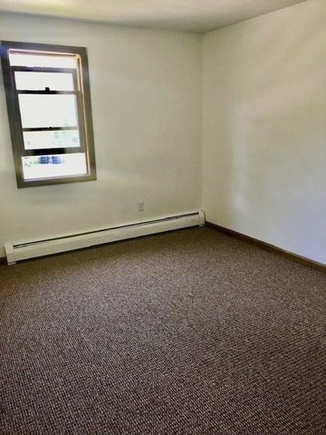 147 East County Road, Rutland, MA 01543