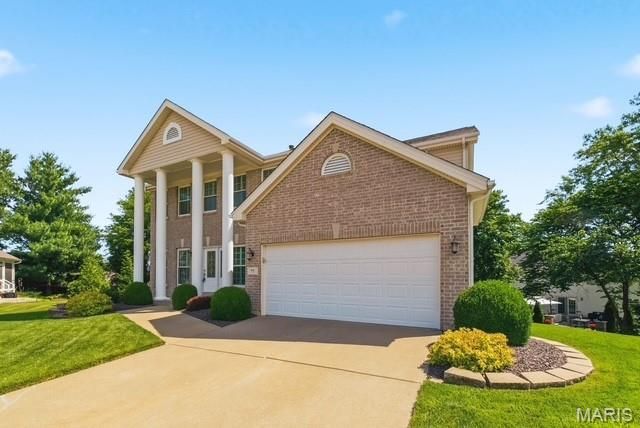 77 Lanchester Court, St Peters, MO 63376