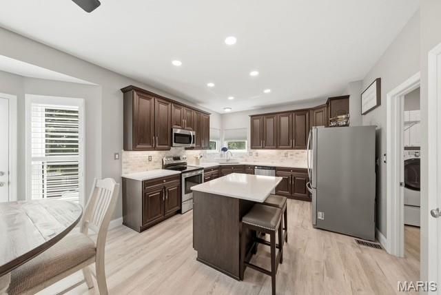77 Lanchester Court, St Peters, MO 63376