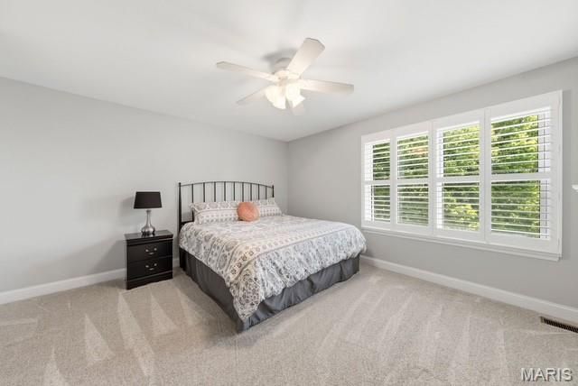 77 Lanchester Court, St Peters, MO 63376
