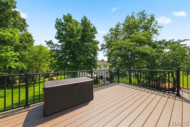77 Lanchester Court, St Peters, MO 63376
