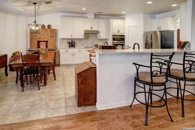 142 JOSHUA SMITH LN, Bastrop, TX 78602